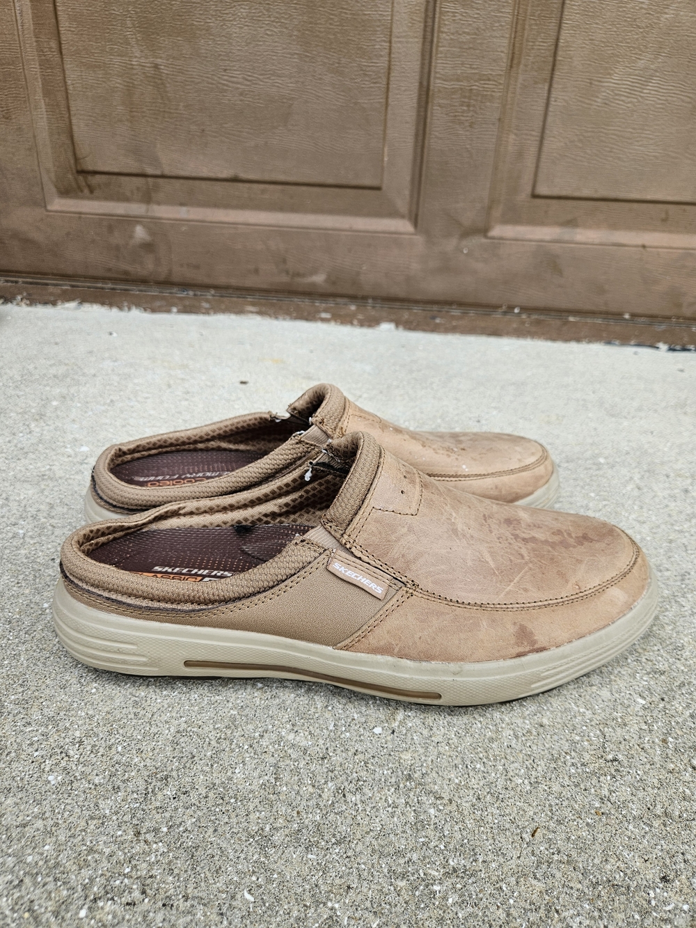 Skechers Men’s Brown Slip-On Shoes Air-Cooled Memory Foam Wide Fit Size 11 US